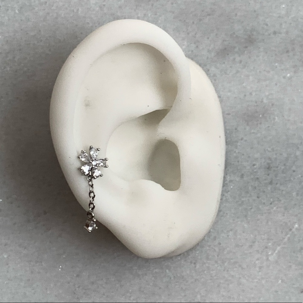 Silver Crystal Flower Dangle Cartilage Earring - Picture 4 of 6